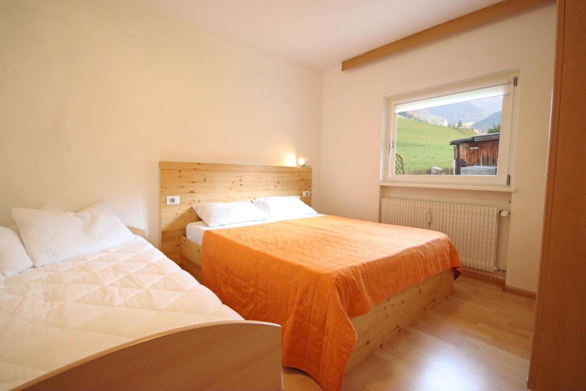 Aurturist Roulette Apartment