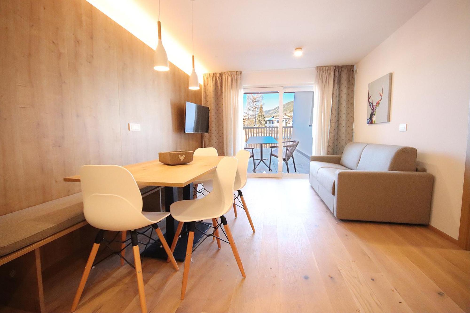 Aurturist Roulette Apartment *