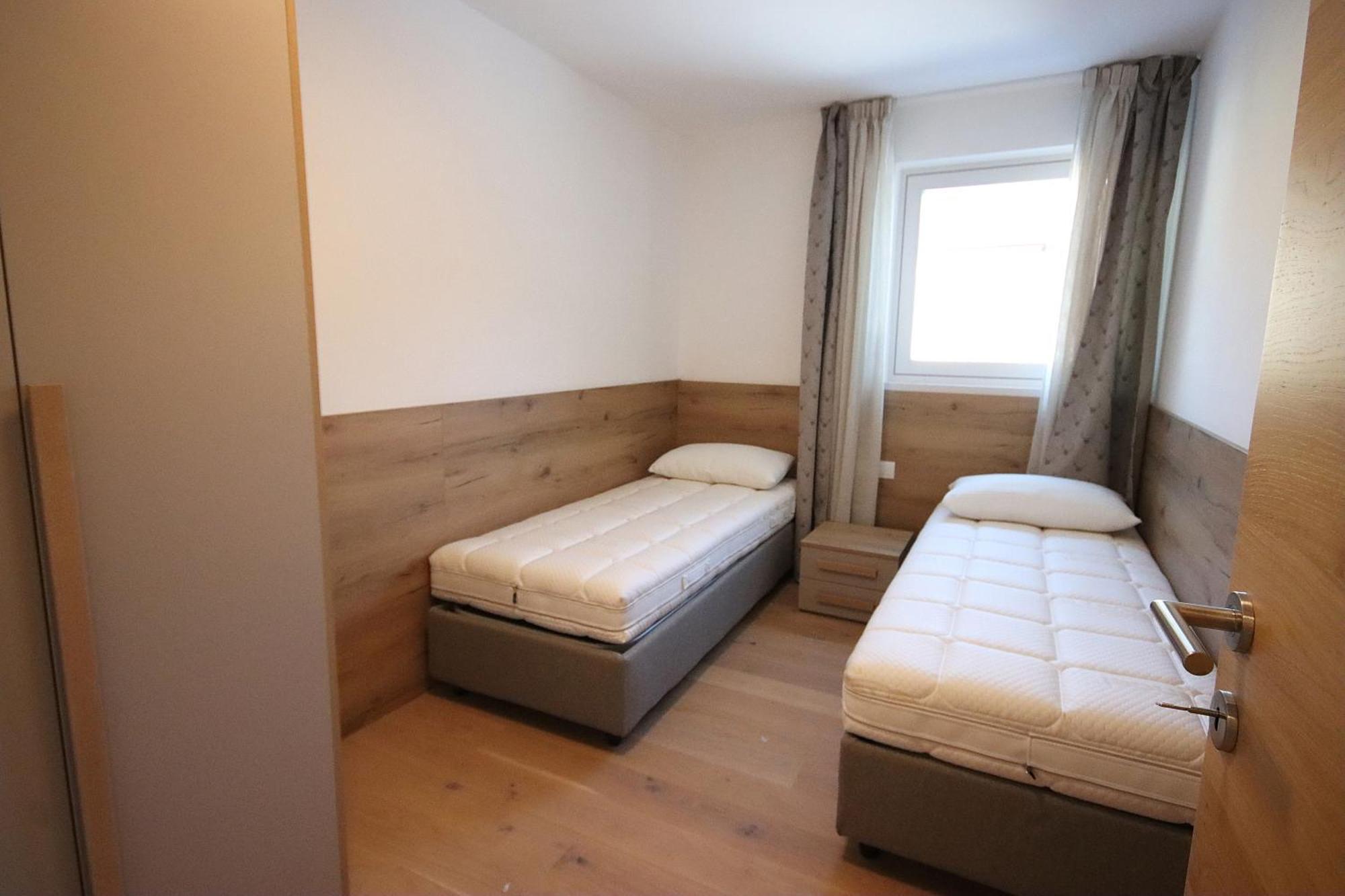 Apartment Aurturist Roulette