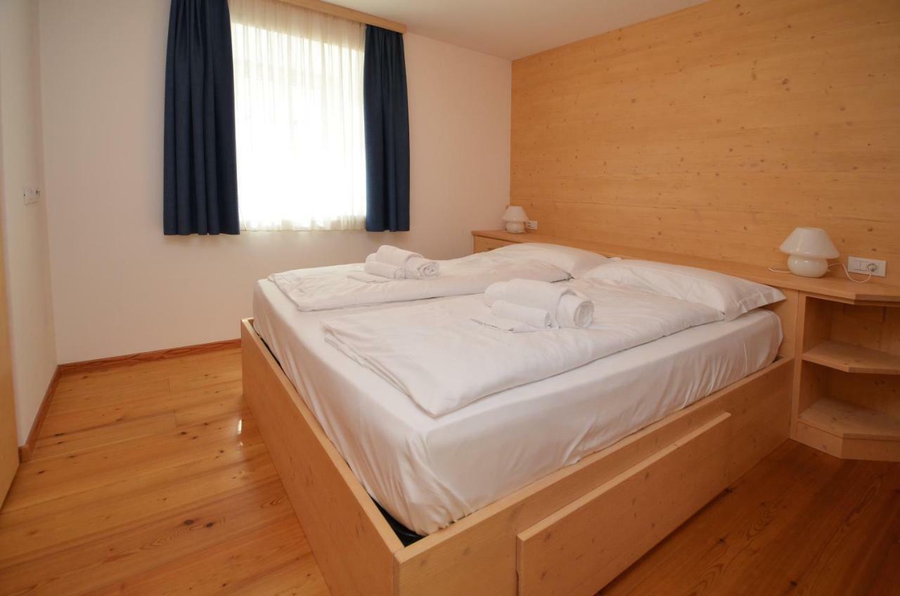 Aurturist Roulette Apartment *